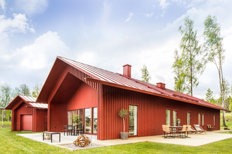 Скандинавський будинок червоний проект Норвегія